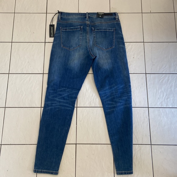 BLANKNYC “The Bond”” Mid-Rise Skinny stretch Size 30 NWT - Picture 7 of 9